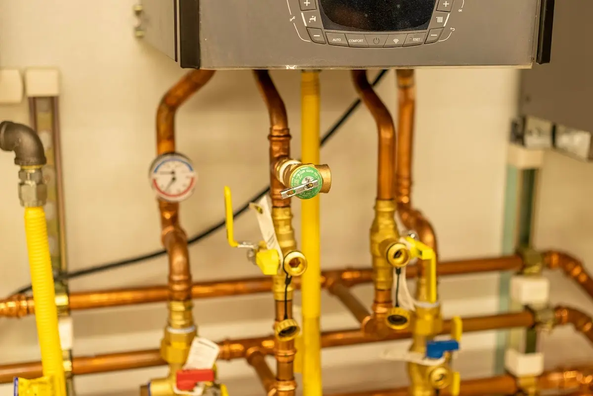 Licensed technician providing Sewer Cleanout for a homeowner in North Laurel